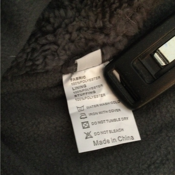 Fleece Lined Dog Coat - Picture 7 of 8